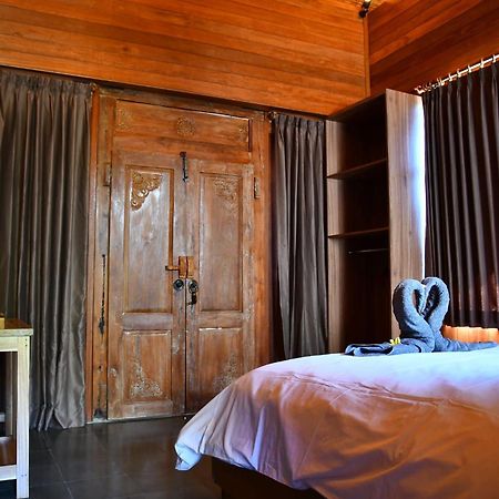 Putra'Lebah Amed Guest House מראה חיצוני תמונה