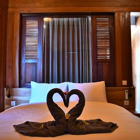 Putra'Lebah Amed Guest House מראה חיצוני תמונה