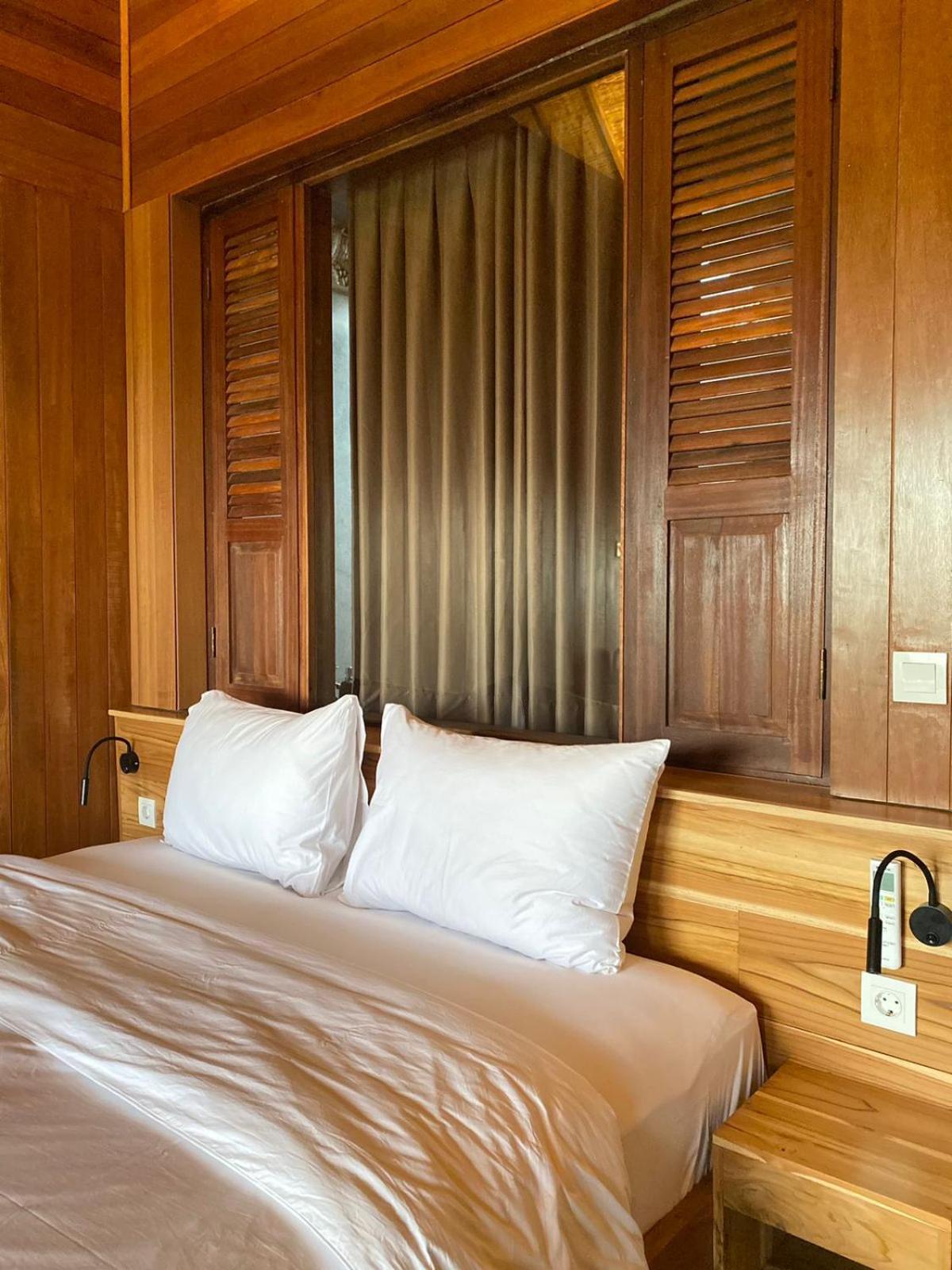Putra'Lebah Amed Guest House מראה חיצוני תמונה